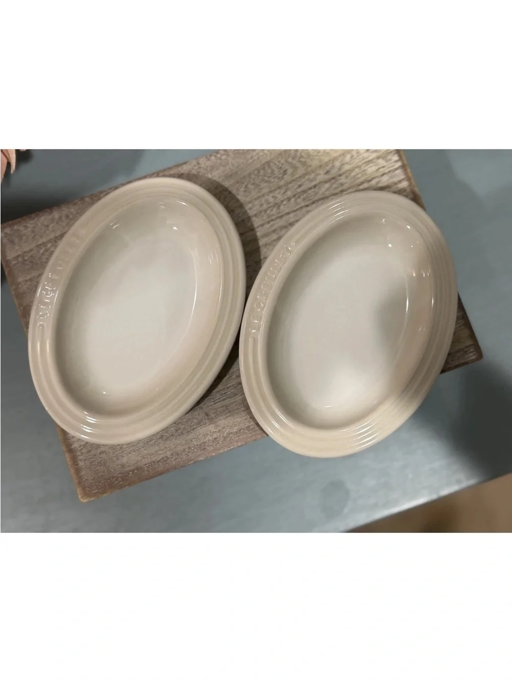 2 Le Creuset 14CM Oval Mini Appetizer Dessert Plate - MERINGUE, New Second Choix
